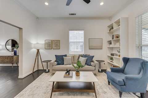 909 Elsbeth Street, Dallas, TX 75208