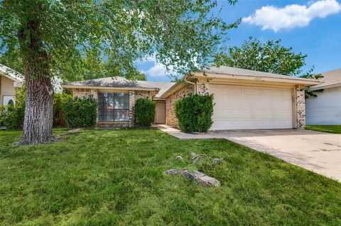 2220 Wamsetta Drive, Arlington, TX 76018