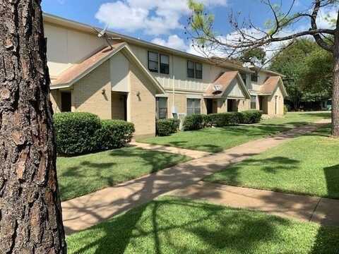 1905 W Morton Street, Denison, TX 75020