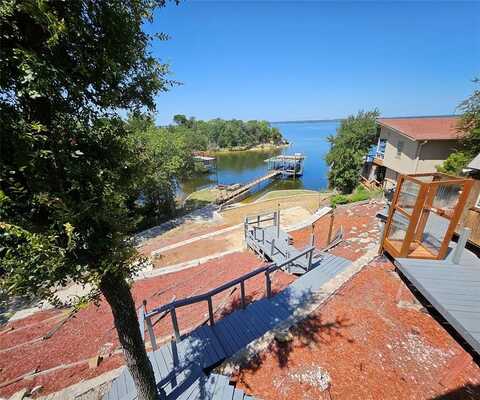 411 N Lake Shore Circle, Lake Bridgeport, TX 76426
