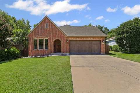 3817 Bryce Avenue, Fort Worth, TX 76107
