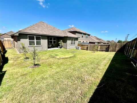 5500 Persimmon Drive, Denton, TX 76207