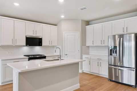 3305 Pat Mayse Drive, Farmersville, TX 75442
