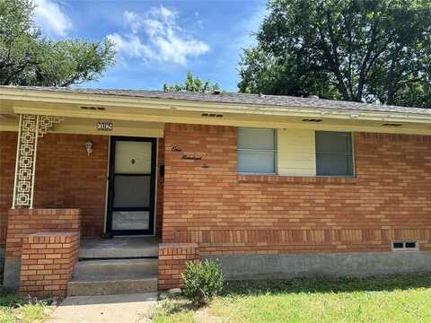 102 W Woodbury Drive, Garland, TX 75041