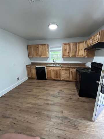 1201 S Throckmorton Street, Sherman, TX 75090