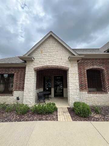 1710 Country Club Drive, Mansfield, TX 76063