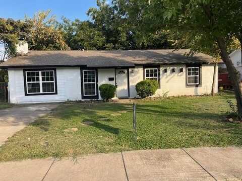 206 Springbranch Drive, Garland, TX 75043