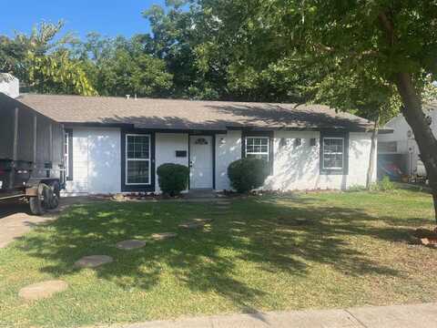 206 Springbranch Drive, Garland, TX 75043