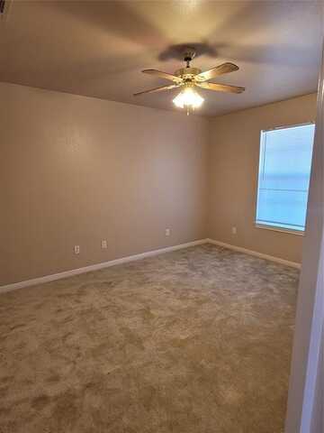 229 E Craven Avenue, Lacy Lakeview, TX 76705