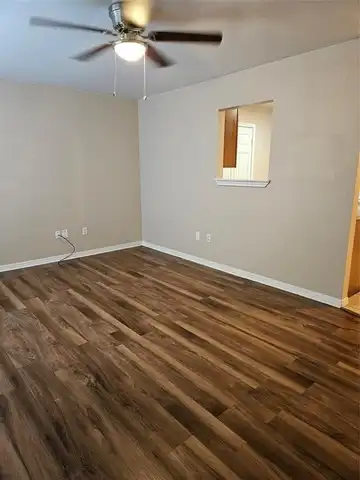 225 E Craven Avenue, Lacy Lakeview, TX 76705