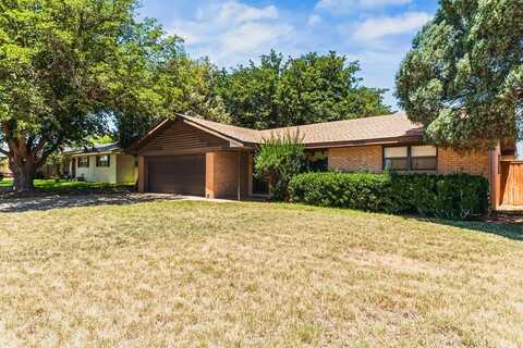 2108 NW Ave B, Seminole, TX 79360
