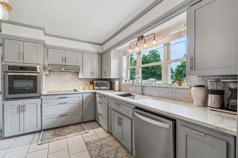 801 S Rankin Street, Edmond, OK 73034