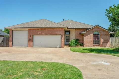 913 SE 34th Street, Moore, OK 73160