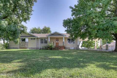 407 E Central Road, Lamar, MO 64759