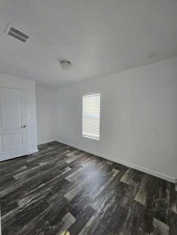 2038 Palm St, Las Vegas, NV 89104