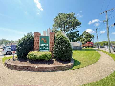 40 Riverchase Dr., Hampton, VA 23669
