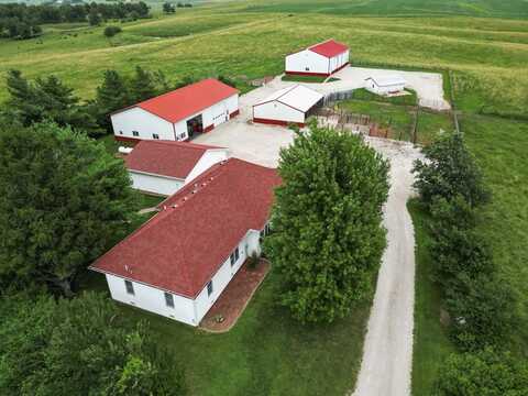 1990 Clover Ave, Creston, IA 50801