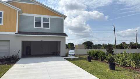 3867 King Hill Drive, Haines City, FL 33844