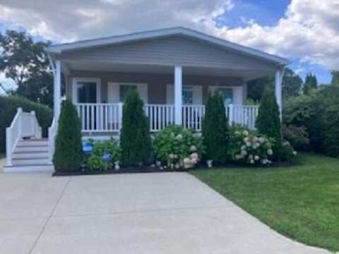 1661 Old Country Rd., Riverhead, NY 11901