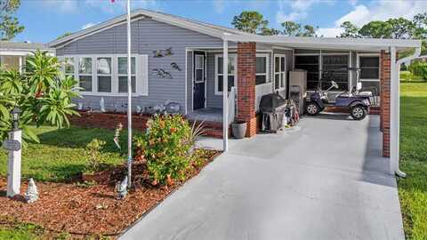 2845 Orlenes St, North Fort Myers, FL 33917