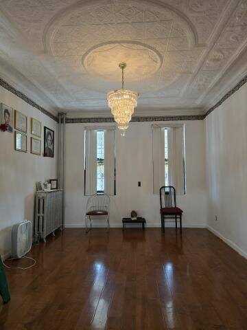9231 55th Ave, Elmhurst, NY 11373