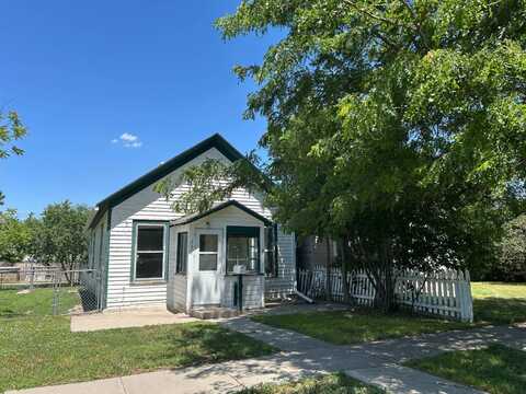 434 W 2nd St, Chadron, NE 69337, USA, Chadron, NE 69337