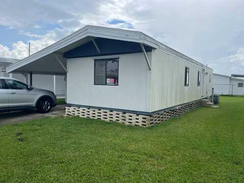 28 Hideaway Lane, Winter Haven, FL 33881