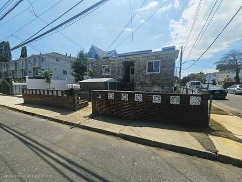 270 Norway Avenue, Staten Island, NY 10305