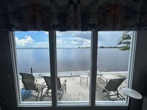21 Riverview Ln, Bradenton, FL 34208