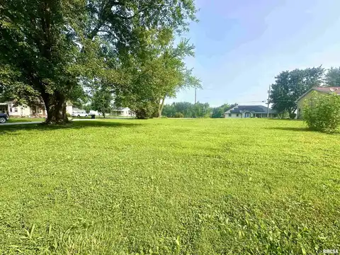 391 W MEADOW Street, Pittsfield, IL 62363