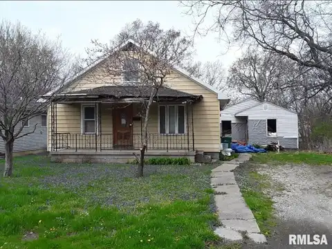 2131 E CARPENTER Street, Springfield, IL 62702