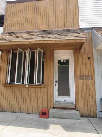 126 N DAVENPORT Street, Metamora, IL 61548