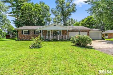 412 E BROADWAY Street, Virginia, IL 62691