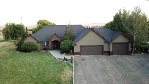 89607 E Badger View Dr., Kennewick, WA 99338