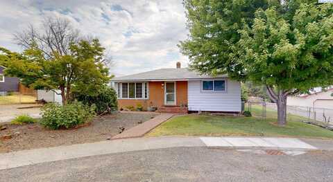 519 S Irby Street, Kennewick, WA 99336