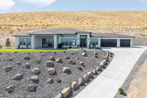 5265 S Quincy Pl, Kennewick, WA 99337