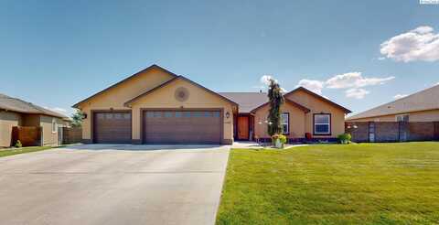 4438 Tamarisk Drive, Pasco, WA 99301