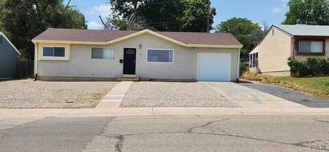 9 MacAlester Rd, Pueblo, CO 81001