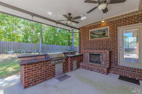 2190 Staff Dr, Cantonment, FL 32533
