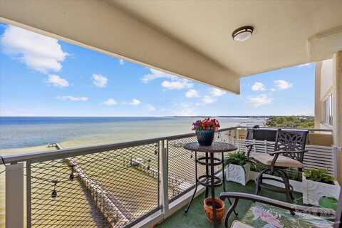 825 Bayshore, Pensacola, FL 32507