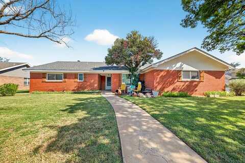 3811 Cimmaron Ave, Midland, TX 79707