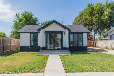 844 E Craven Ave, Pampa, TX 79065