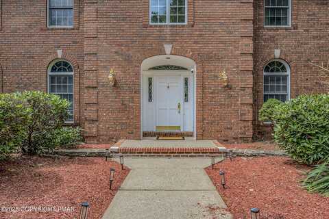 383 S Main Road, Mountain Top, PA 18707