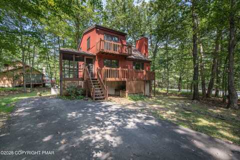 106 Carnforth Drive, Bushkill, PA 18324
