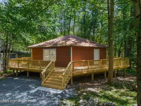 192 Wyalusing Drive, Pocono Lake, PA 18347
