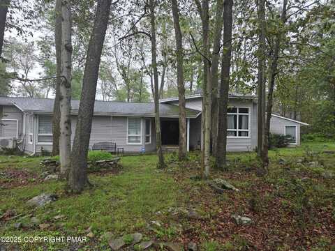 1105 Sandy Lane, Tobyhanna, PA 18466