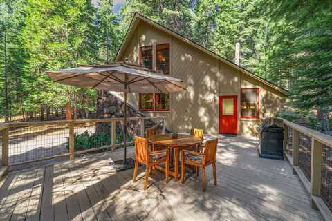 1107 Peninsula Drive, Lake Almanor, CA 96137