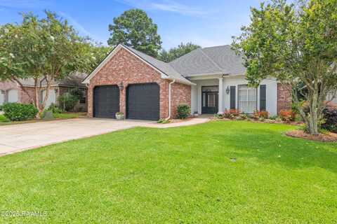 22 Oakthorn Court, Youngsville, LA 70592