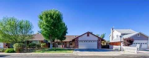 532 Heatherglen DR, Ridgecrest, CA 93555