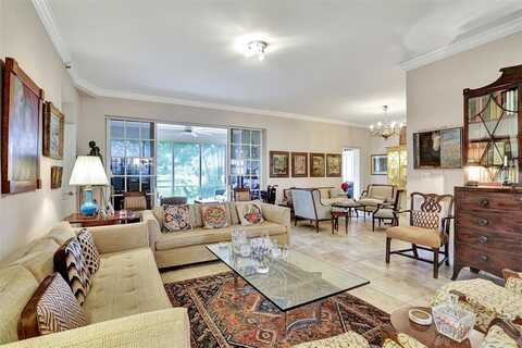 4112 W Palm Aire Dr, Pompano Beach, FL 33069